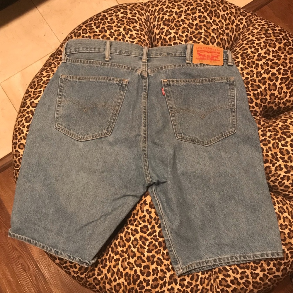 505 Levi’s Shorts 38